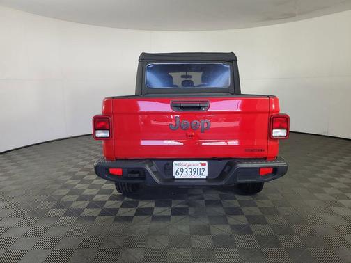 2020 Jeep Gladiator Sport S