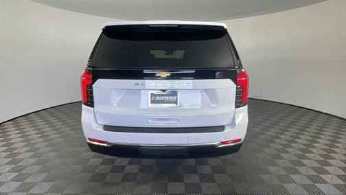 2025 Chevrolet Suburban LS