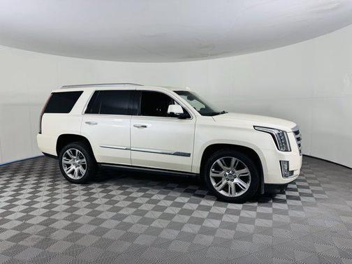 2015 Cadillac Escalade Premium