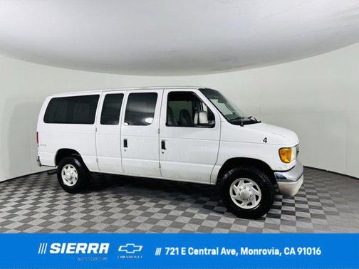 2003 Ford E350 Super Duty XL Wagon