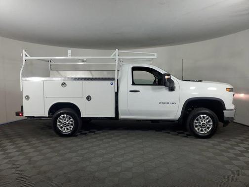 2025 Chevrolet Silverado 2500 WT
