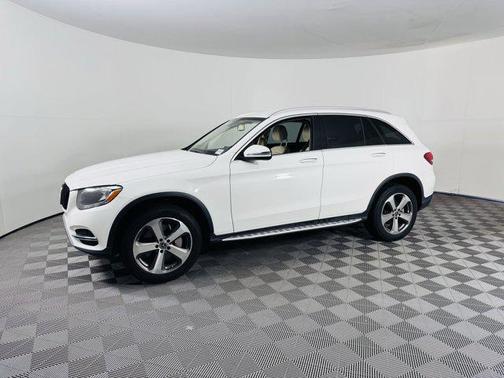 2018 Mercedes-Benz GLC 300 Base