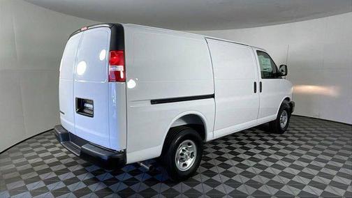 2025 Chevrolet Express 2500 RWD 2500 Regular Wheelbase WT