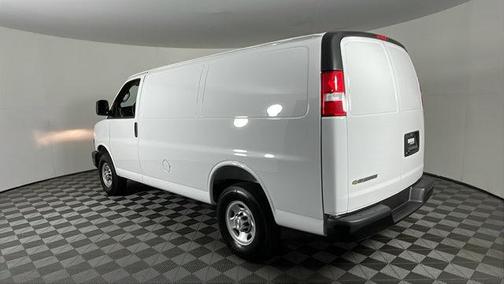 2025 Chevrolet Express 2500 RWD 2500 Regular Wheelbase WT