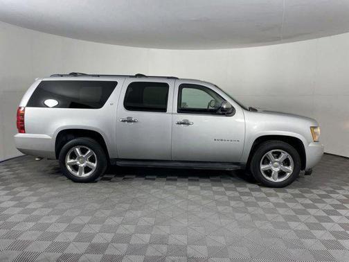 2011 Chevrolet Suburban 1500 LT