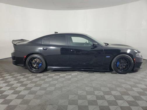2019 Dodge Charger R/T Scat Pack