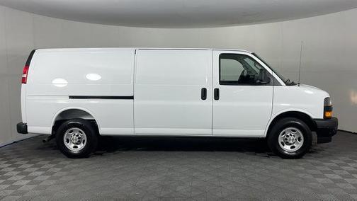 2025 Chevrolet Express 2500 RWD 2500 Extended Wheelbase WT