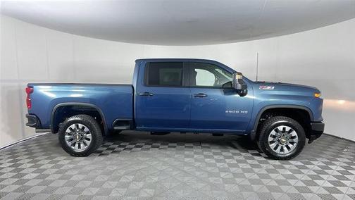 2025 Chevrolet Silverado 2500 Custom