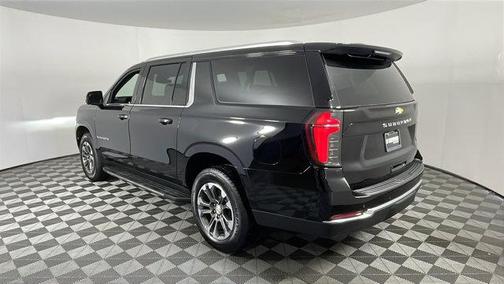 2025 Chevrolet Suburban LS