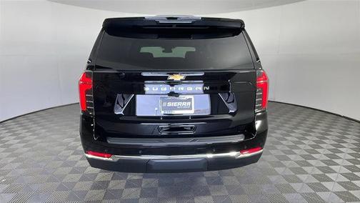 2025 Chevrolet Suburban LS
