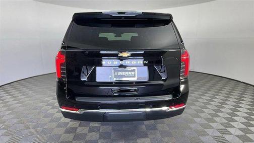2025 Chevrolet Suburban LS