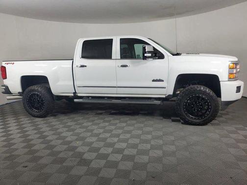 2015 Chevrolet Silverado 2500 High Country