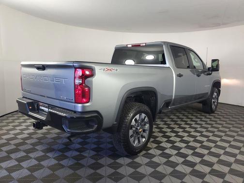 2026 Chevrolet Silverado 2500 Custom