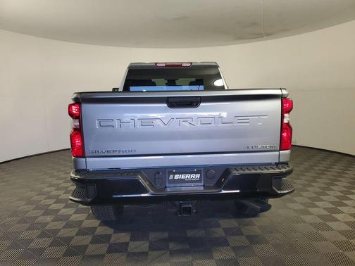 2026 Chevrolet Silverado 2500 Custom