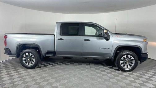 2025 Chevrolet Silverado 2500 Custom