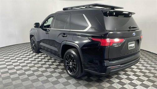 2023 Toyota Sequoia SR5