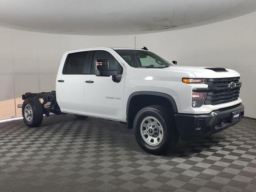 2026 Chevrolet Silverado 3500 WT