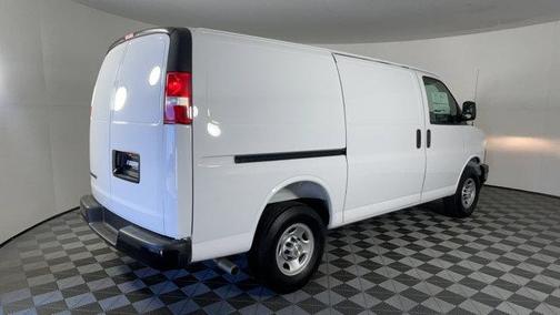 2025 Chevrolet Express 2500 RWD 2500 Regular Wheelbase WT