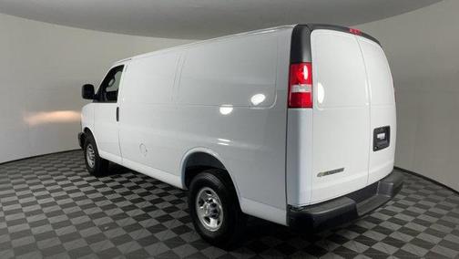 2025 Chevrolet Express 2500 RWD 2500 Regular Wheelbase WT