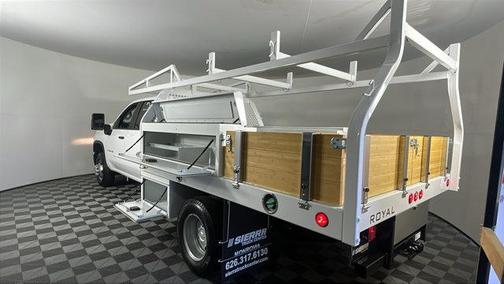 2025 Chevrolet Silverado 3500 WT