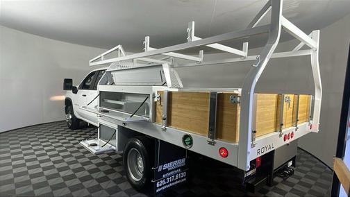 2025 Chevrolet Silverado 3500 WT