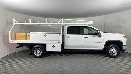 2025 Chevrolet Silverado 3500 WT