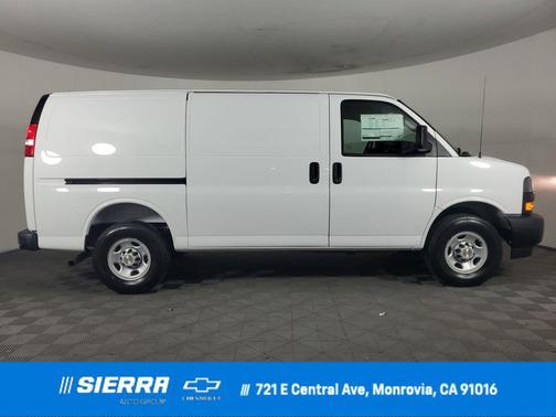 2026 Chevrolet Express 2500 2500 Regular Wheelbase, WT, RWD