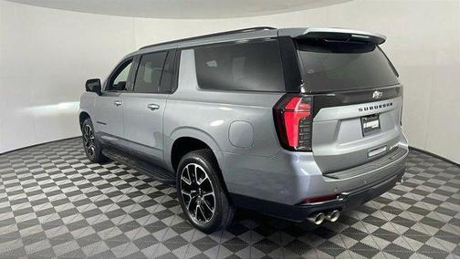 2025 Chevrolet Suburban RST