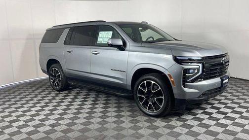 2025 Chevrolet Suburban RST