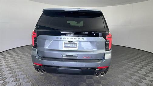 2025 Chevrolet Suburban RST