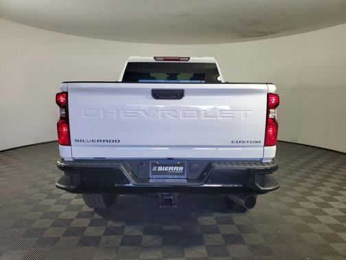 2026 Chevrolet Silverado 2500 Custom