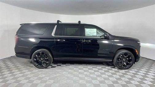 2025 Chevrolet Suburban 4WD High Country