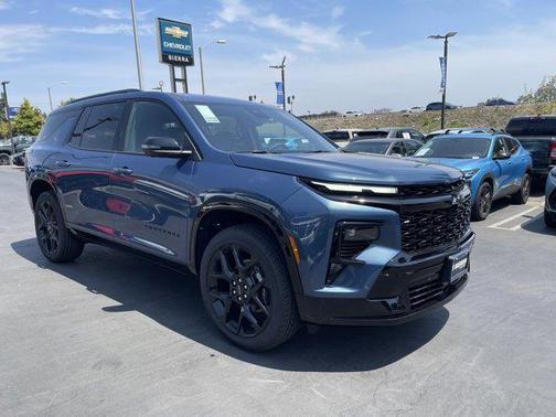 2025 Chevrolet Traverse RS