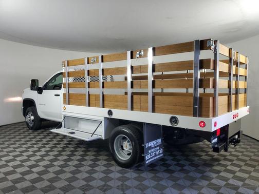 Summit White 2026 Chevrolet Silverado 3500 WT