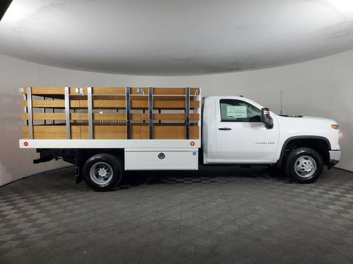 Summit White 2026 Chevrolet Silverado 3500 WT
