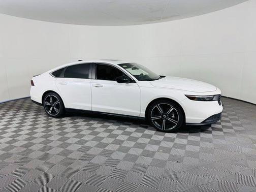 2023 Honda Accord Hybrid Base