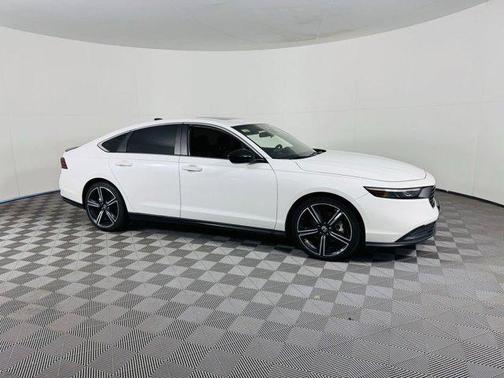2023 Honda Accord Hybrid Base