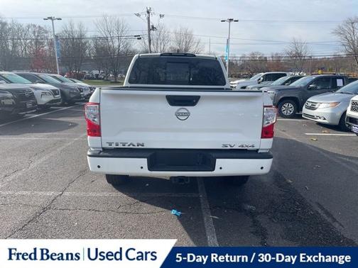 2024 Nissan Titan SV