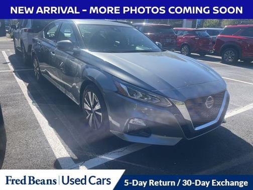 2022 Nissan Altima 2.5 SL