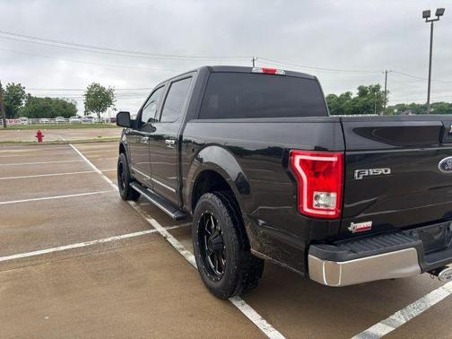 Black 2015 Ford F-150 XLT