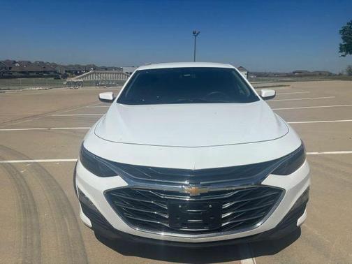 White 2022 Chevrolet Malibu LT