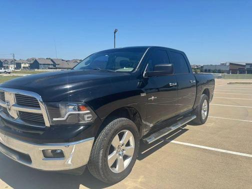 Black 2012 RAM 1500 SLT