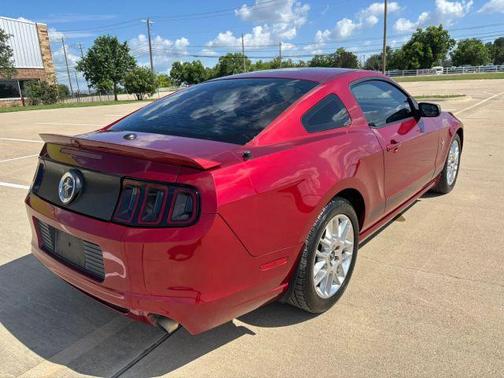 Red 2014 Ford Mustang V6 Premium