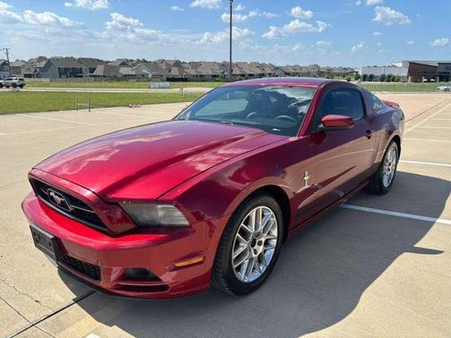 Red 2014 Ford Mustang V6 Premium