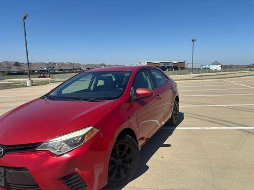 Red 2014 Toyota Corolla LE
