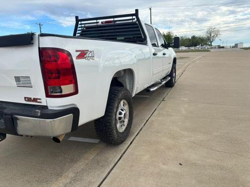 White 2014 GMC Sierra 2500 SLE