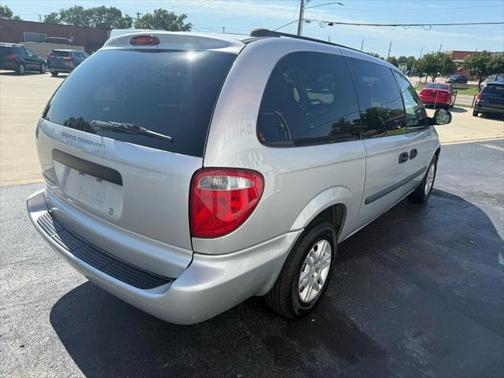 2005 Dodge Grand Caravan SE