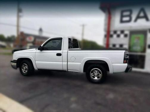 2004 Chevrolet Silverado 1500 Base
