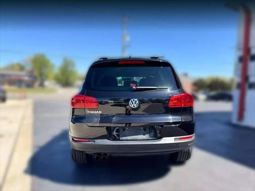 2015 Volkswagen Tiguan 2.0T SE 4MOTION