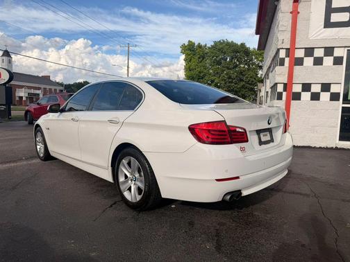 White 2013 BMW 528 xDrive